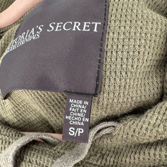 Victorias Secret Supermodel Essentials Olive Green Hooded Pullover Size Small - Picture 5 of 11
